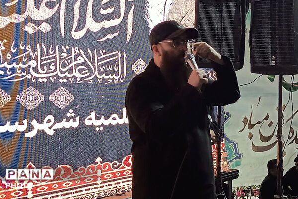 حضور حماسی مردم در میدان امام خمینی(ره) ورامین