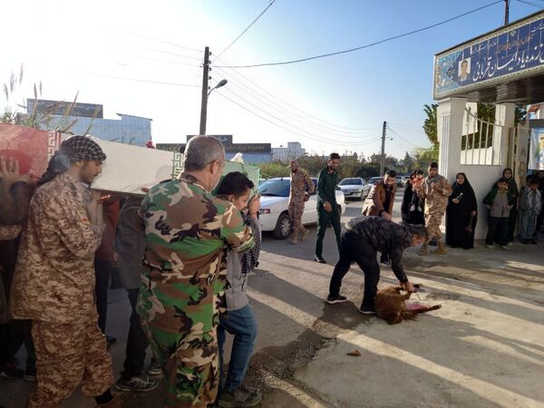 مراسم وداع شهید خوشنام در مدارس بهنمیر