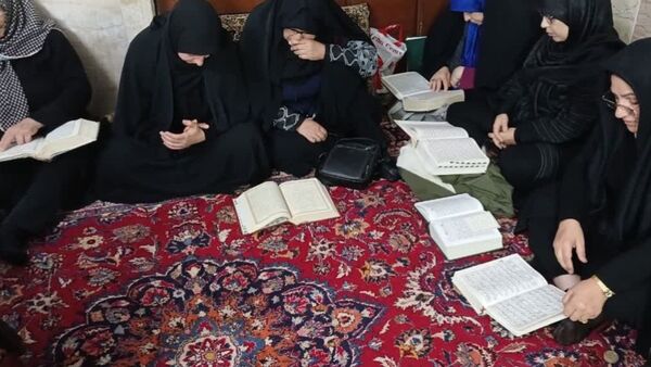 فضای اعتکاف در مسجد قائم‌المهدی جاهدشهر با دعای ام‌داوود حال و هوای دیگری داشت