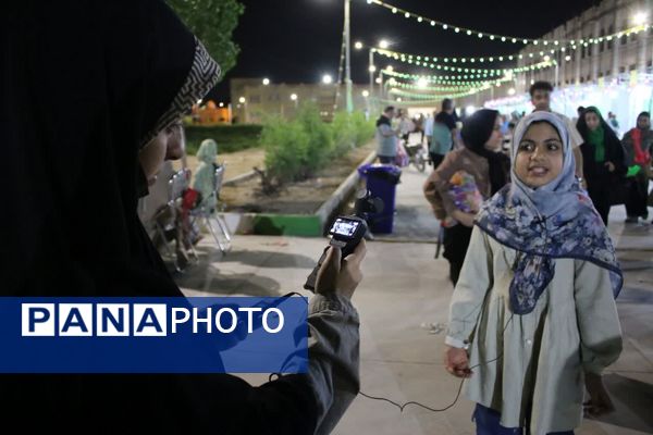 محفلی با حضور کودکان و خانواده‌ها در دانشگاه قم