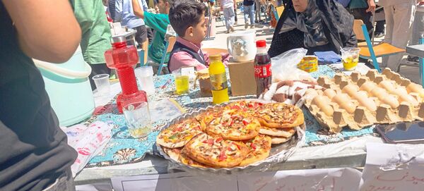برپایی بازارچه در مدرسه ولیعصر آشخانه 