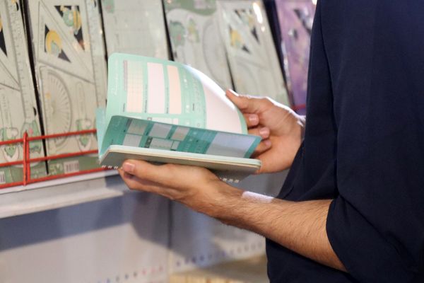 از قلم تا کیف، همه چیز ایرانی