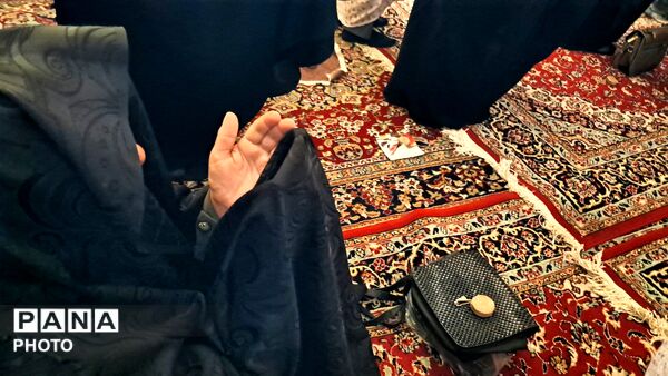 نماز جمعه ای با عطر رمضان در کاشمر 