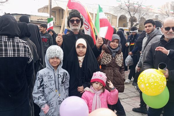 راهپیمایی یوم‌الله ۲۲بهمن در کرمانشاه 