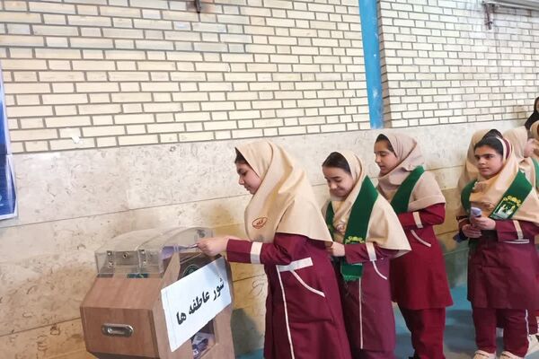 مشق همدلی در سایه جشن عاطفه‌ها