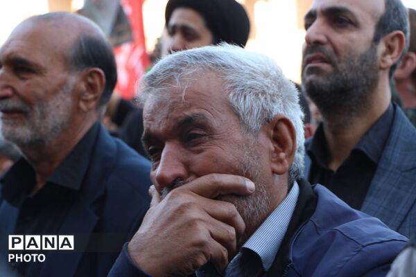 تجمع مردم یزد در محکومیت حملات وحشیانه آمریکا و اسرائیل و شهادت رهبر انقلاب