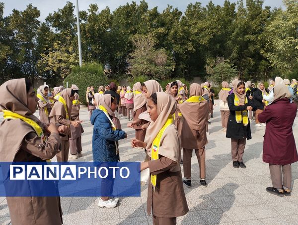 دومین مرحله اردوی تمشک در حاجی‌آباد