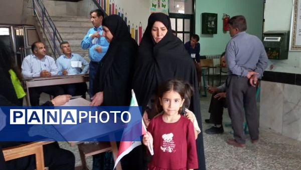 حضور حماسی مردم شهرستان مارگون در انتخابات ریاست‌جمهوری