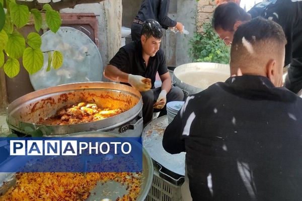 مراسم عزاداری و زنجیرزنی هیئات مذهبی شهر بار در روز تاسوعا حسینی 