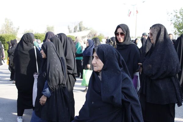 اقامه باشکوه نماز عید فطر در گچساران