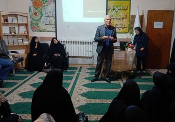 برگزاری کارگاه‌های حال خوش زندگی در دبیرستان میرصفوی ناحیه پنج مشهد
