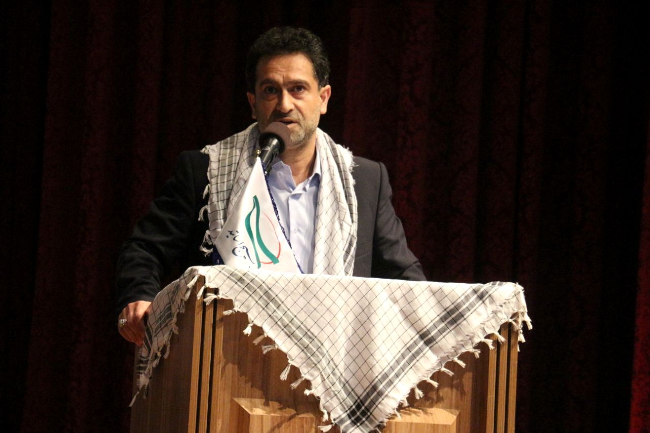 اهداف مورد نظر مسئولان نظام با توجه به ویژگی‌های شهید چمران در دانشگاه‌ها تحقق می‌یابد