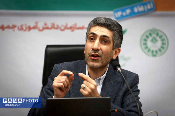 دومین روز نشست کارگروه تدوین سند دوازدهمین دوره مجلس دانش‌آموزی-2