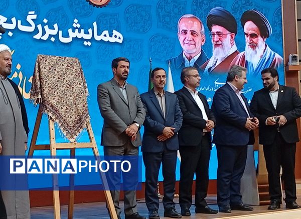 برگزاری همایش بزرگ بچه‌های مسجد به‌مناسبت روز جهانی مسجد در همدان