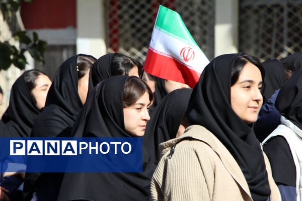 تجلی اقتدار مردم بهارستان در راهپیمایی ۱۳ آبان