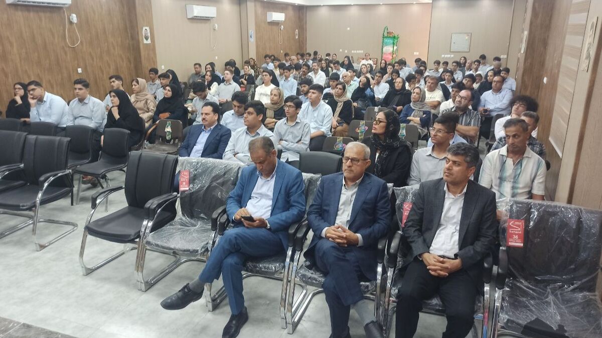 آئین بازگشایی مدارس در دبیرستان انرژی اتمی بندرعباس