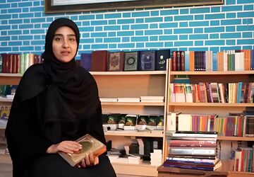 هنرمندی از ژرفای الواح هنر و فرهنگ ایرانی