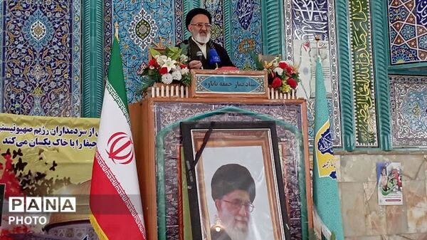 نماز عبادی و سیاسی در پاتاوه 