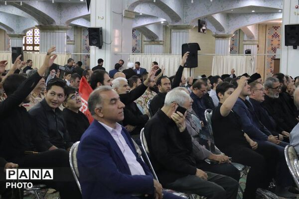 مراسم اربعین  «رهبر شهید» در مصلی امام خمینی(ره) تبریز