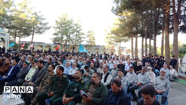 مراسم گرامیداشت هفته دفاع مقدس در گلزار شهدای شهرستان نیشابور 