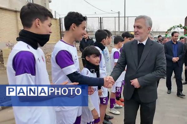 آیین افتتاحیه زمین ورزشی چمن مصنوعی اورین