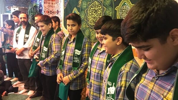 جشن پرشور عید غدیر خم در مدرسه شهدای مدافع حرم منطقه ۱۰ تهران