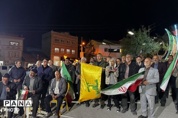 تجدید بیعت پرشور مردم فیروزکوه با رهبری معظم انقلاب