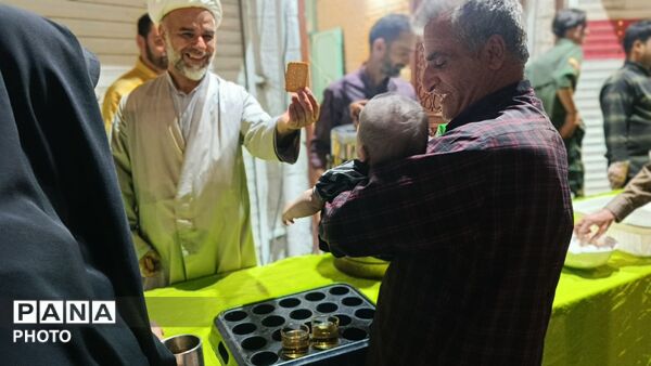 پیوند شور و شعور در چایخانه حوزه علمیه گلشن