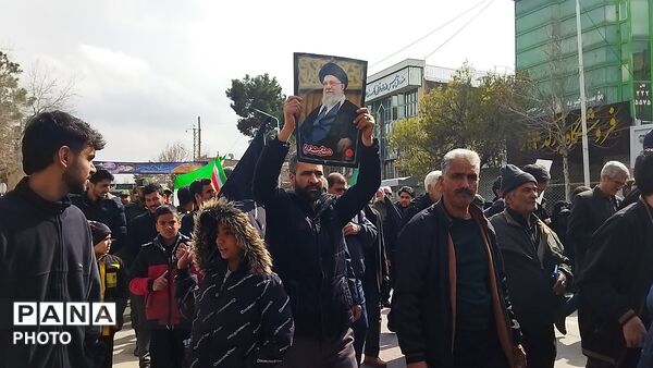 مشت هایی که با فریاد انتقام بالا می آمدند 