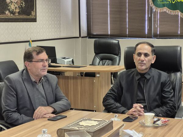 تفاهم‌نامه همکاری سازمان دانش‌آموزی فارس با بازیت