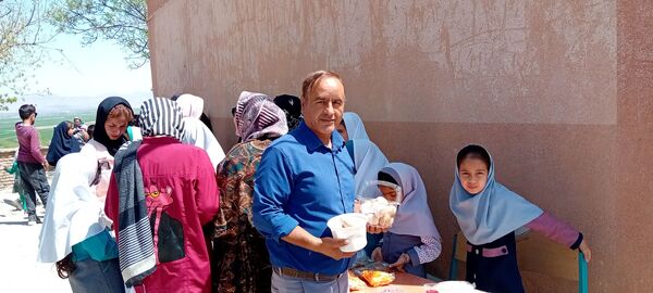 بازارچه دانش‌آموزی در مدارس شهرستان سملقان
