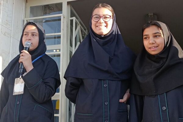 انتخابات شورای دانش آموزی در دبیرستان مهر نیشابور