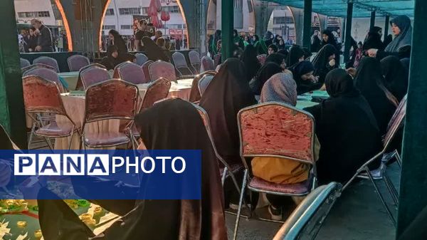 خدمت رسانی موکب سوغات و هنر دختران نوجوان مشهدی 