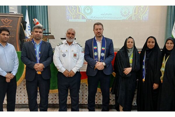 آیین بزرگداشت سالروز تأسیس سازمان دانش‌آموزی و سپاس مربی در کهریزک 