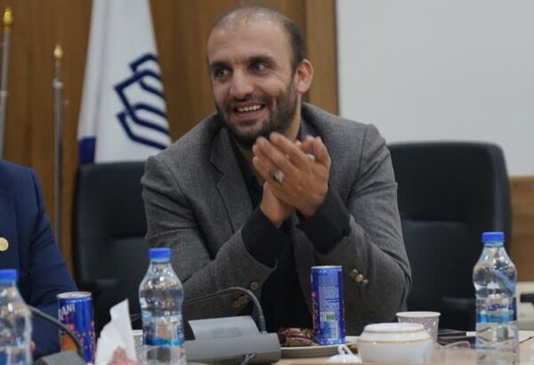 نشست خبری مدیرکل نوسازی مدارس استان اصفهان با دانش آموز خبرنگاران پانا