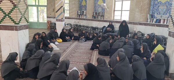 اردوی عملی آموزش آمادگی دفاعی مرحله دوم مدارس دخترانه متوسطه اول پایه نهم فلاورجان 