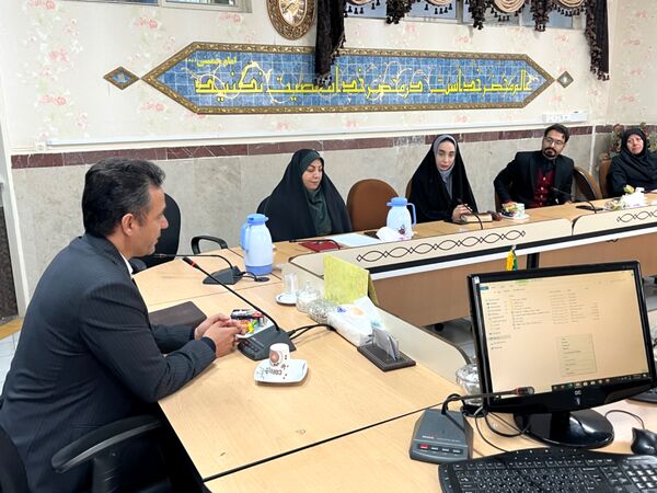 جلسه ارزیابان شناسایی معلمان نمونه شهرستان قدس