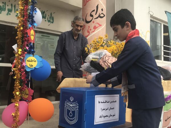 زنگ عاطفه‌ها در دبستان امیرصدرا روحی فرد پور محمودآباد 