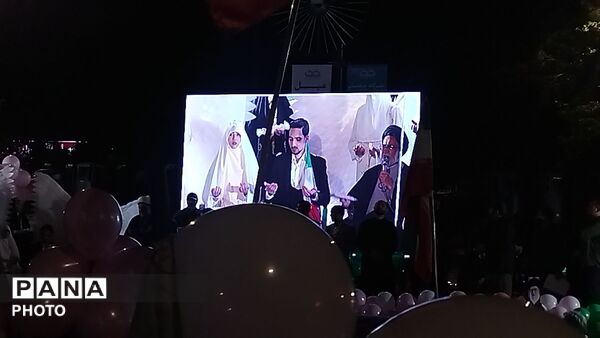 عقد دو جوان نیشابوری با نوای لبیک یا خامنه ای 