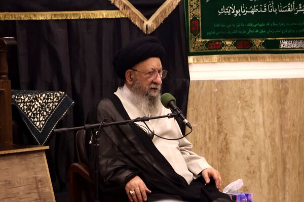 بدرقه معنوی ۷۰ پیشتاز گلستان به حج عمره در بیت‌الزهرا آیت‌الله نورمفیدی
