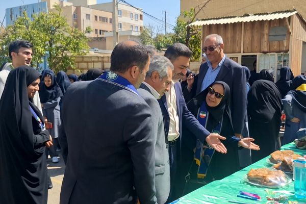 بازارچه‌ای به نیت مهرورزی 