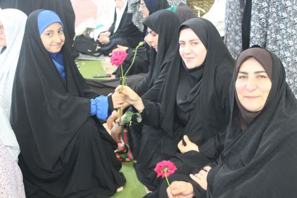بزرگداشت مقام معلم در نماز جمعه گلوگاه 
