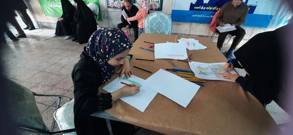 جلوه هایی از راهپیمایی جشن پیروزی انقلاب در شهر قم