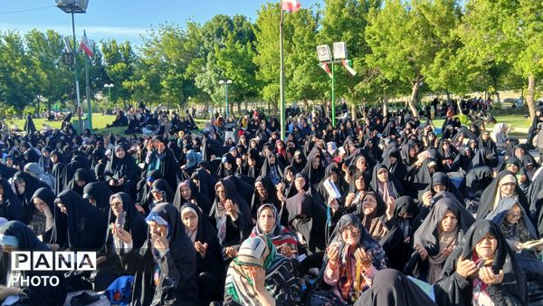 دعای پرفیض عرفه در تویسرکان