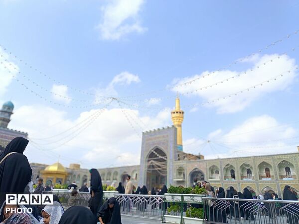 حرم ضامن آهو در آغازین روز دهه کرامت