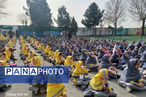 از کلاس درس تا شکوه انقلاب؛ شور دانش آموزی،  شور فجر