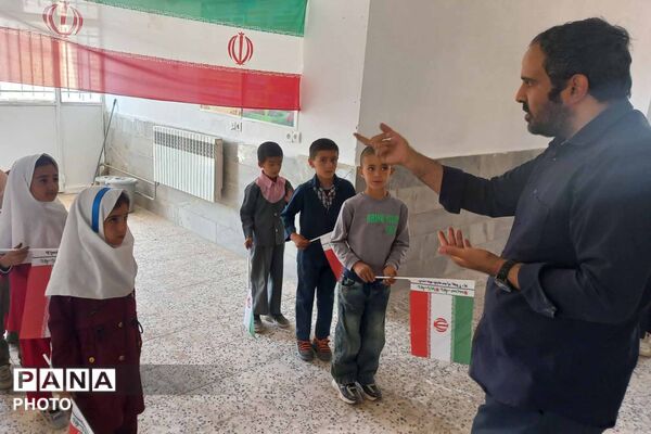 دومین رویداد گزارش تصویری پانا از نخستین روز حضور کلاس‌اولی‌ها در مدارس خراسان شمالی