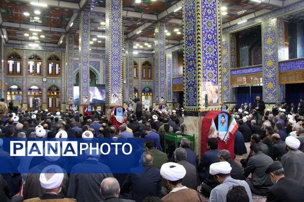 گرامیداشت حماسه ۹ دی در مسجد حظیره یزد