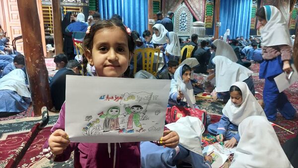 راهپیمایی یوم الله ۱۳ آبان در بلده مازندران