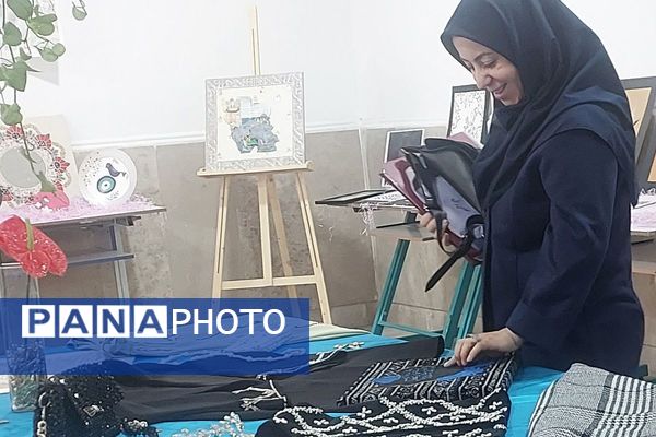 همدلی دانش‌آموزان، اولیاء و معلمان در جشن خلاقیت هنرستان کارآفرینان بهارستان دو